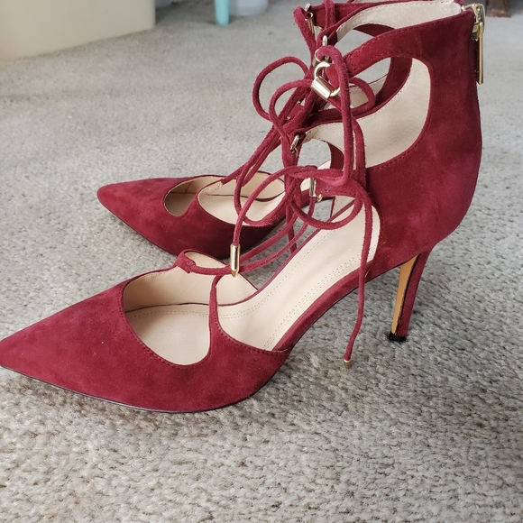 Marc Fisher Burgandy Suede Heels - Picture 6 of 7